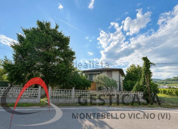 casa indipendente in vendita a Gambellara in zona Sorio