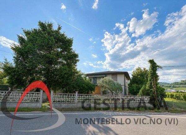 casa indipendente in vendita a Gambellara