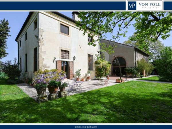 casa indipendente in vendita a Gambellara in zona Torri di Confine