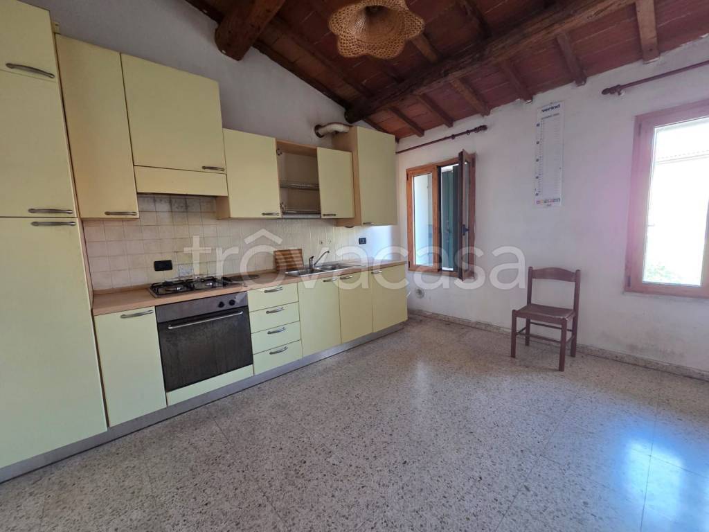 appartamento in vendita a Gambellara in zona Torri di Confine