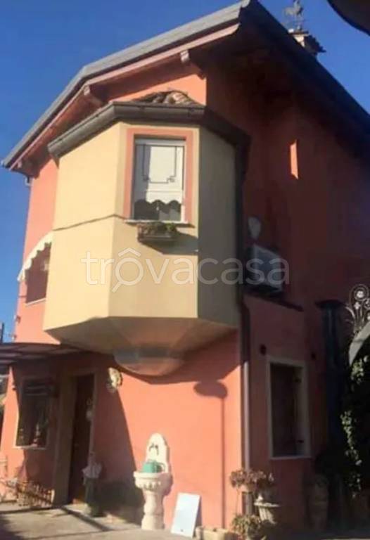 casa indipendente in vendita a Grisignano di Zocco