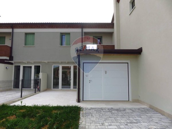 casa indipendente in vendita a Grisignano di Zocco