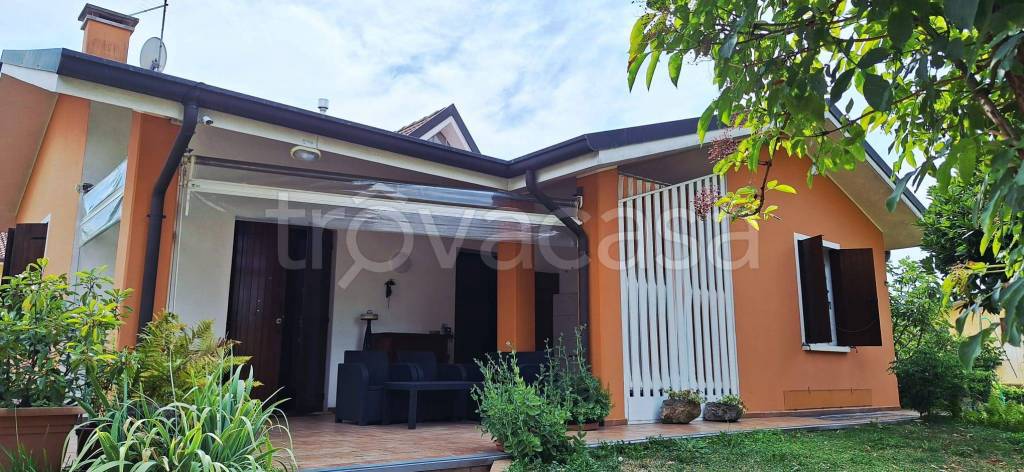 casa indipendente in vendita a Grisignano di Zocco