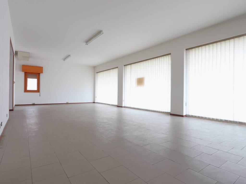 negozio in vendita a Grisignano di Zocco