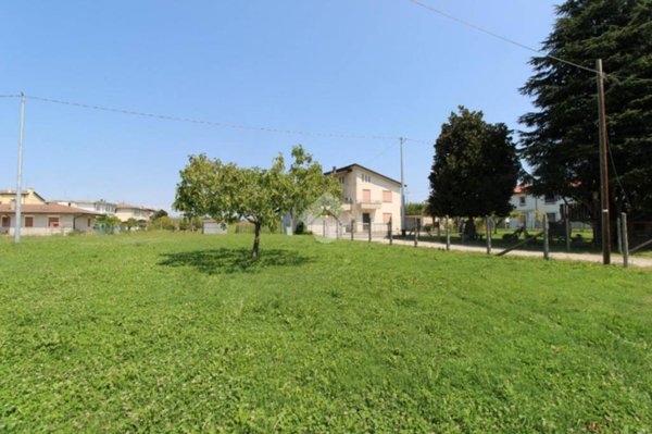 terreno agricolo in vendita a Grisignano di Zocco in zona Poiana di Granfion