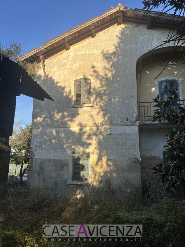 casa indipendente in vendita a Grisignano di Zocco