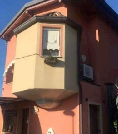 casa indipendente in vendita a Grisignano di Zocco in zona Barbano