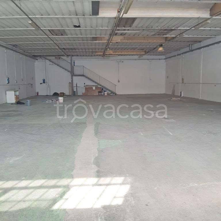 locale commerciale in vendita a Grisignano di Zocco in zona Poiana di Granfion