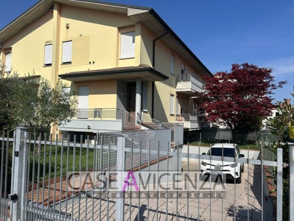 casa indipendente in vendita a Grisignano di Zocco in zona Barbano