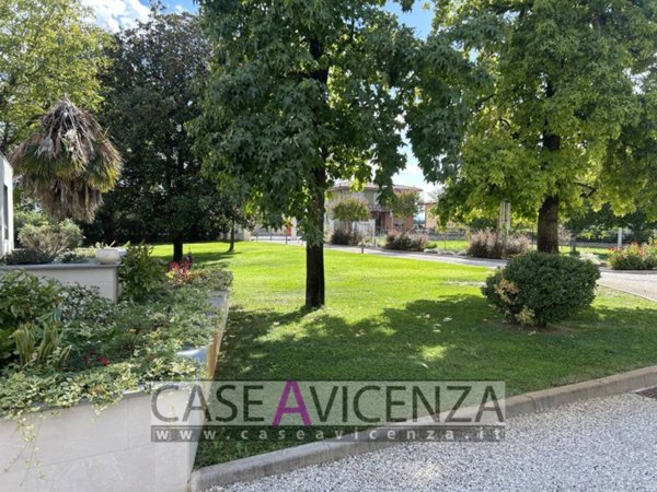 casa indipendente in vendita a Grisignano di Zocco in zona Barbano