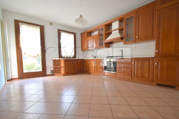 casa indipendente in vendita a Grumolo delle Abbadesse in zona Sarmego