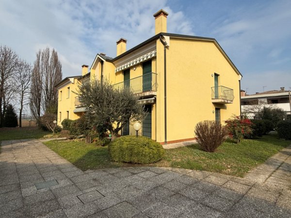 appartamento in vendita a Grumolo delle Abbadesse in zona Sarmego