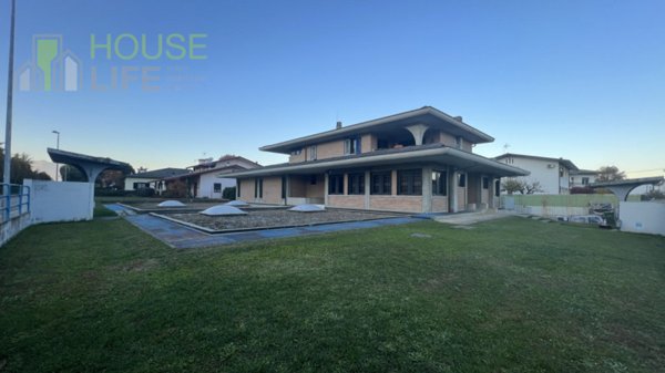 casa indipendente in vendita ad Isola Vicentina