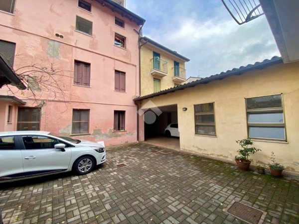 pentavano in vendita ad Isola Vicentina