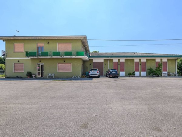 casa semindipendente in vendita ad Isola Vicentina