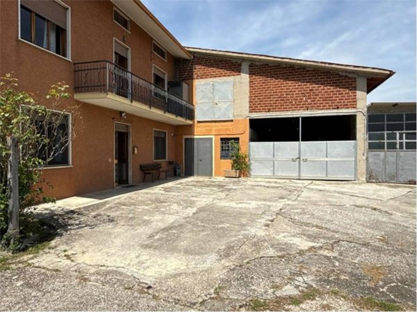 casa indipendente in vendita ad Isola Vicentina in zona Torreselle