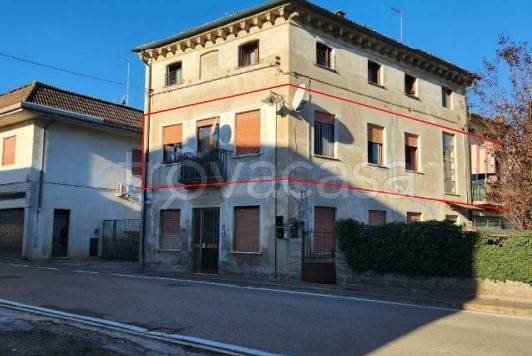 appartamento in vendita ad Isola Vicentina in zona Castelnovo