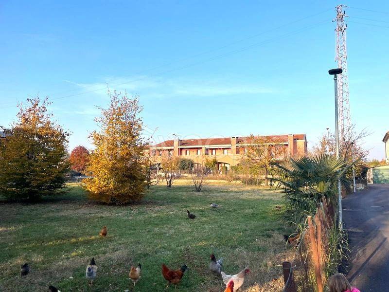 terreno edificabile in vendita ad Isola Vicentina