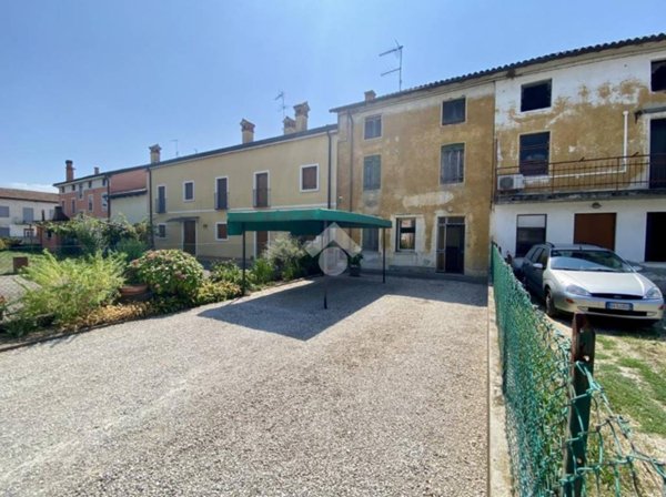 casa indipendente in vendita ad Isola Vicentina