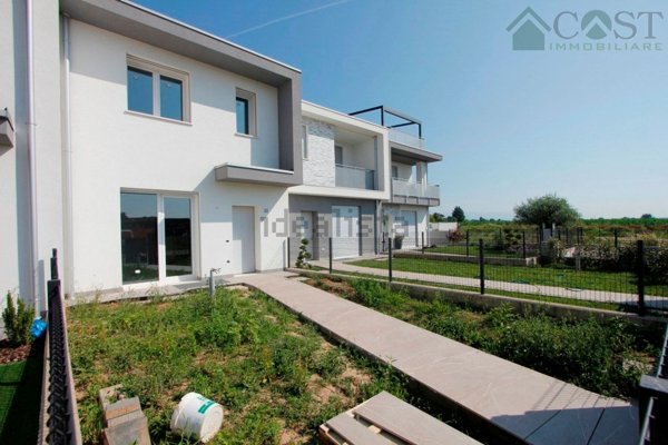 casa indipendente in vendita ad Isola Vicentina