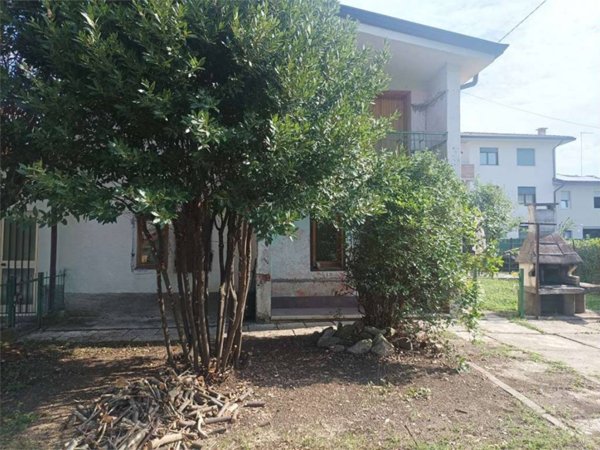 casa indipendente in vendita ad Isola Vicentina