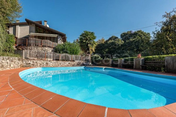 casa indipendente in vendita ad Isola Vicentina