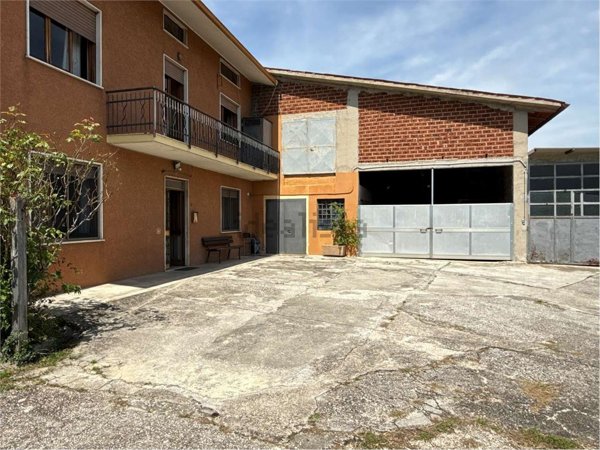 casa indipendente in vendita ad Isola Vicentina in zona Torreselle