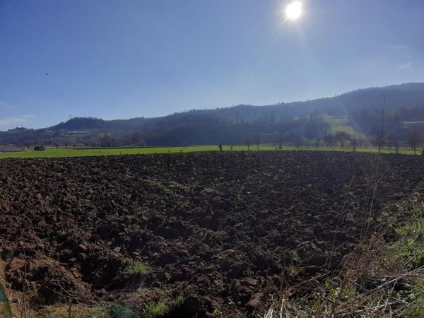 terreno edificabile in vendita ad Isola Vicentina in zona Castelnovo