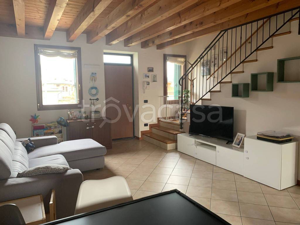 appartamento in vendita ad Isola Vicentina