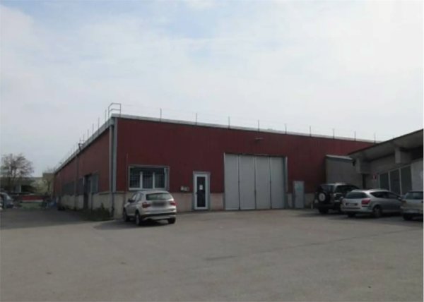 capannone in vendita ad Isola Vicentina in zona Castelnovo