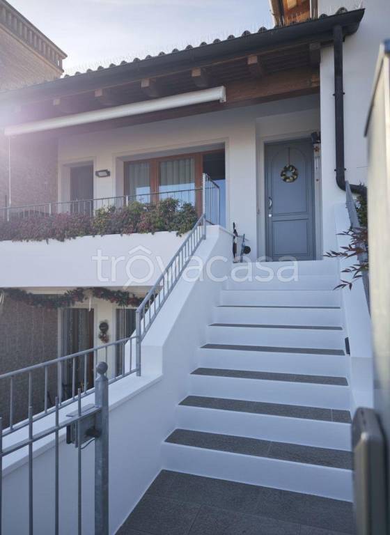 appartamento in vendita ad Isola Vicentina in zona Castelnovo