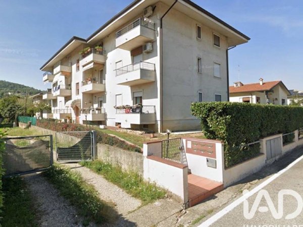 appartamento in vendita ad Isola Vicentina in zona Castelnovo