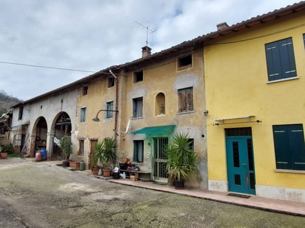 casa indipendente in vendita ad Isola Vicentina