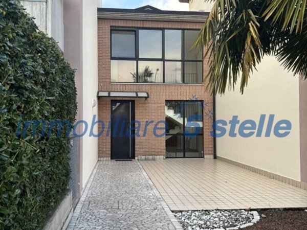 appartamento in vendita ad Isola Vicentina in zona Castelnovo