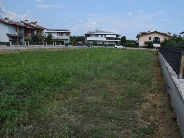 casa indipendente in vendita ad Isola Vicentina