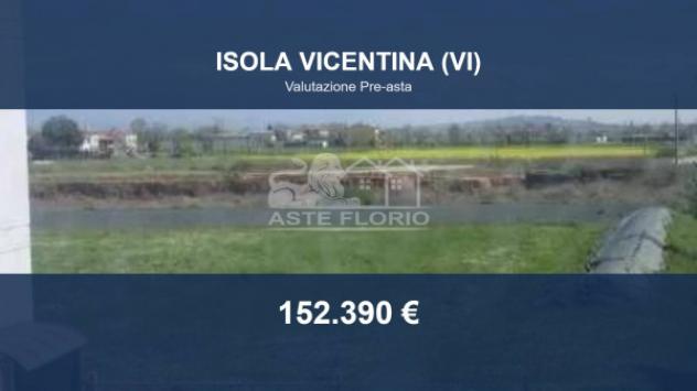 terreno edificabile in vendita ad Isola Vicentina in zona Castelnovo