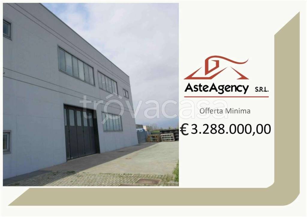 locale commerciale in vendita ad Isola Vicentina in zona Castelnovo