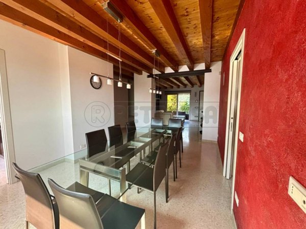 casa indipendente in vendita ad Isola Vicentina in zona Torreselle