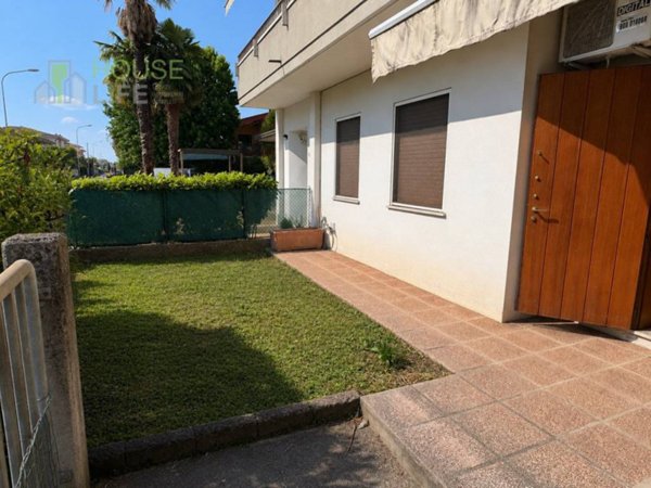 appartamento in vendita ad Isola Vicentina in zona Castelnovo