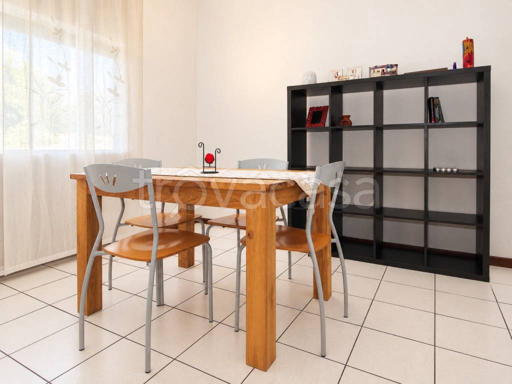 appartamento in vendita ad Isola Vicentina in zona Castelnovo