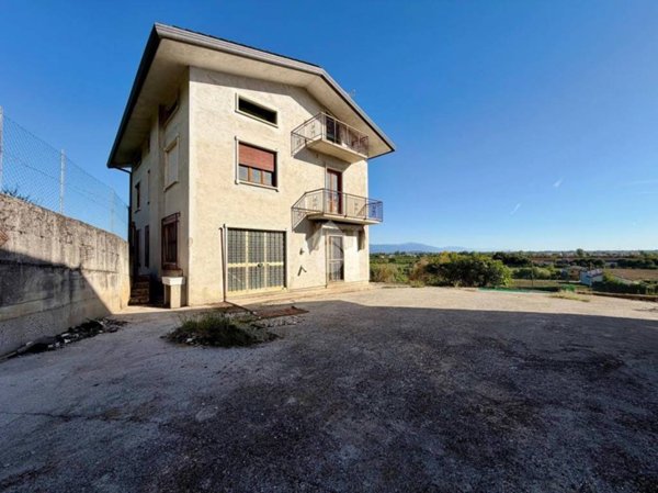 casa indipendente in vendita ad Isola Vicentina in zona Torreselle
