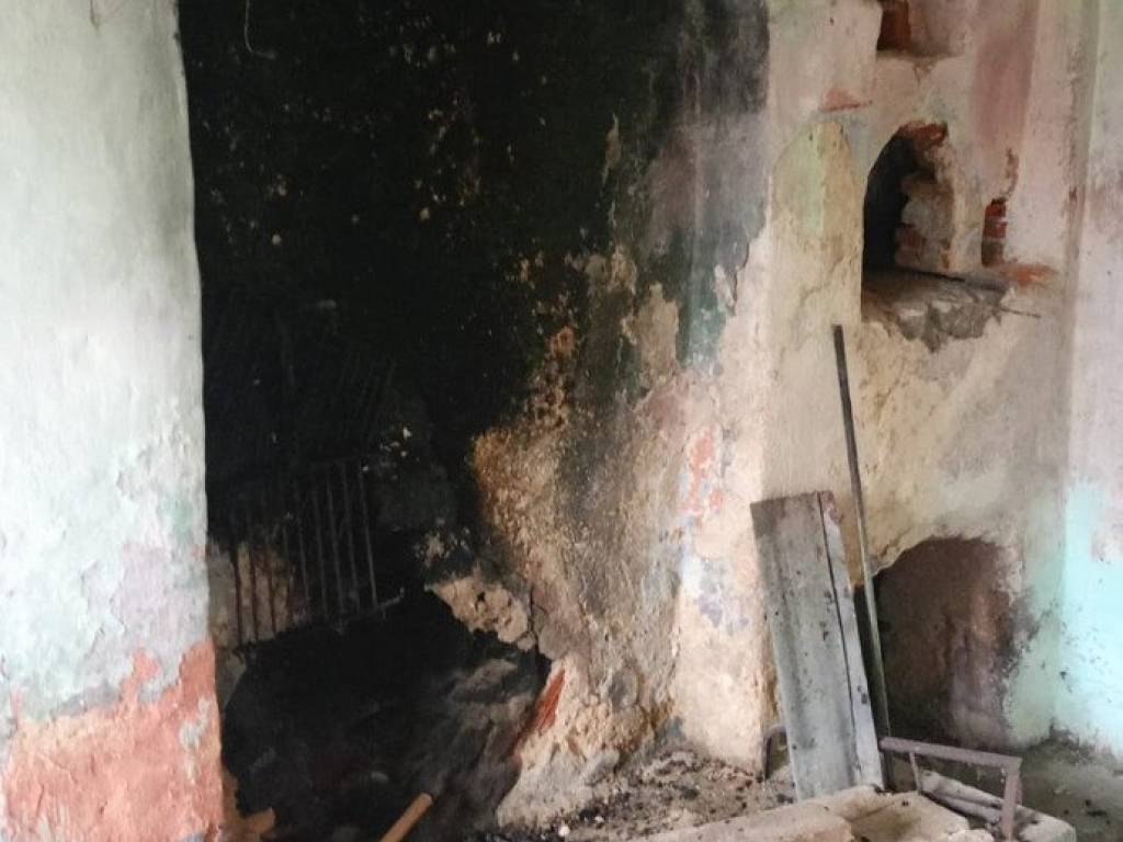 casa indipendente in vendita a Laghi