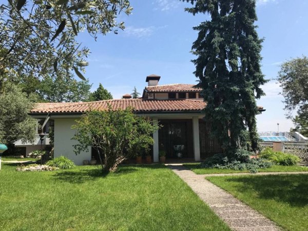 casa indipendente in vendita a Longare