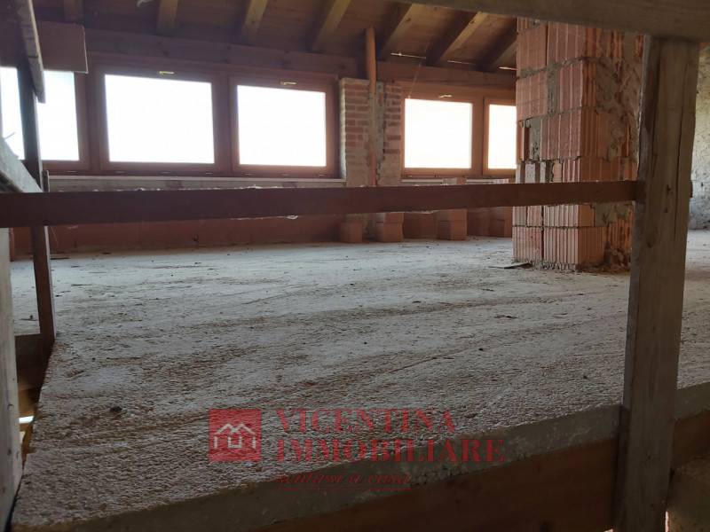 casa indipendente in vendita a Longare in zona Secula