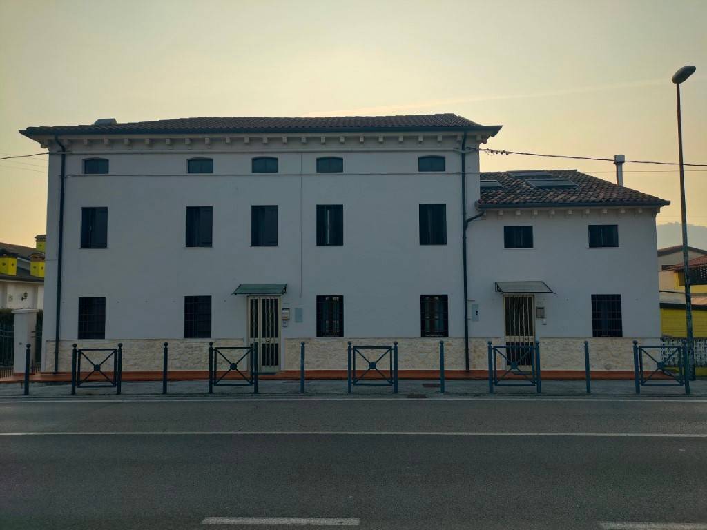 casa indipendente in vendita a Longare in zona Secula