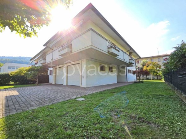 casa indipendente in vendita a Longare