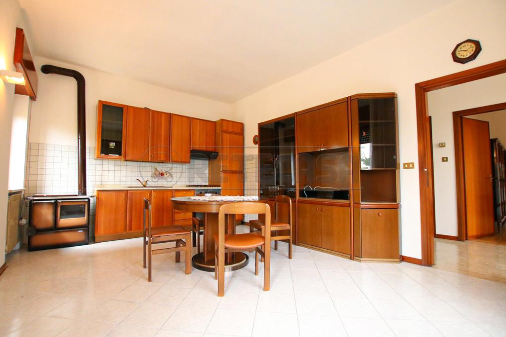 appartamento in vendita a Longare