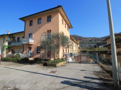 appartamento in vendita a Longare