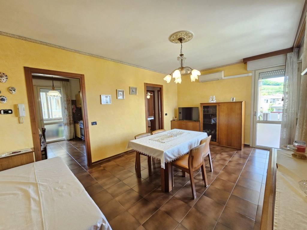 appartamento in vendita a Longare