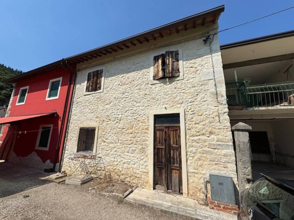 casa indipendente in vendita a Longare